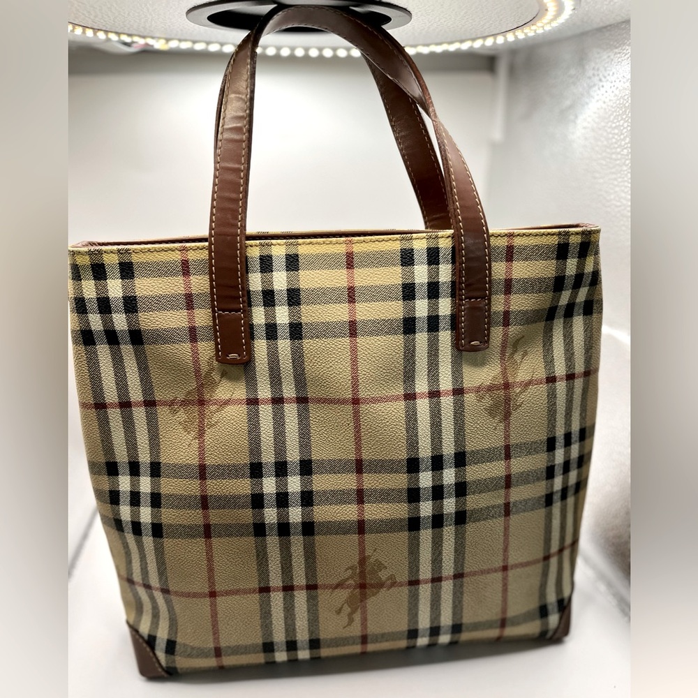 BURBERRY TOTE